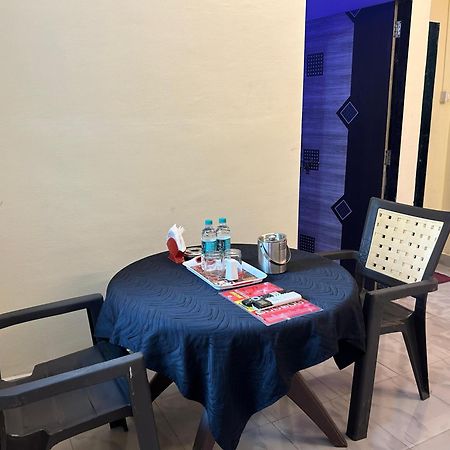Hotel Jampore Inn Daman Dış mekan fotoğraf